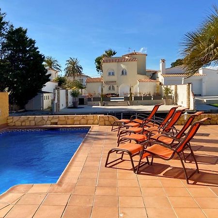 Ampuriahome Villa Hosting 15, Pool & Mooring Empuriabrava Exterior photo